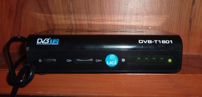 UCI-DVB-T1601-box-on